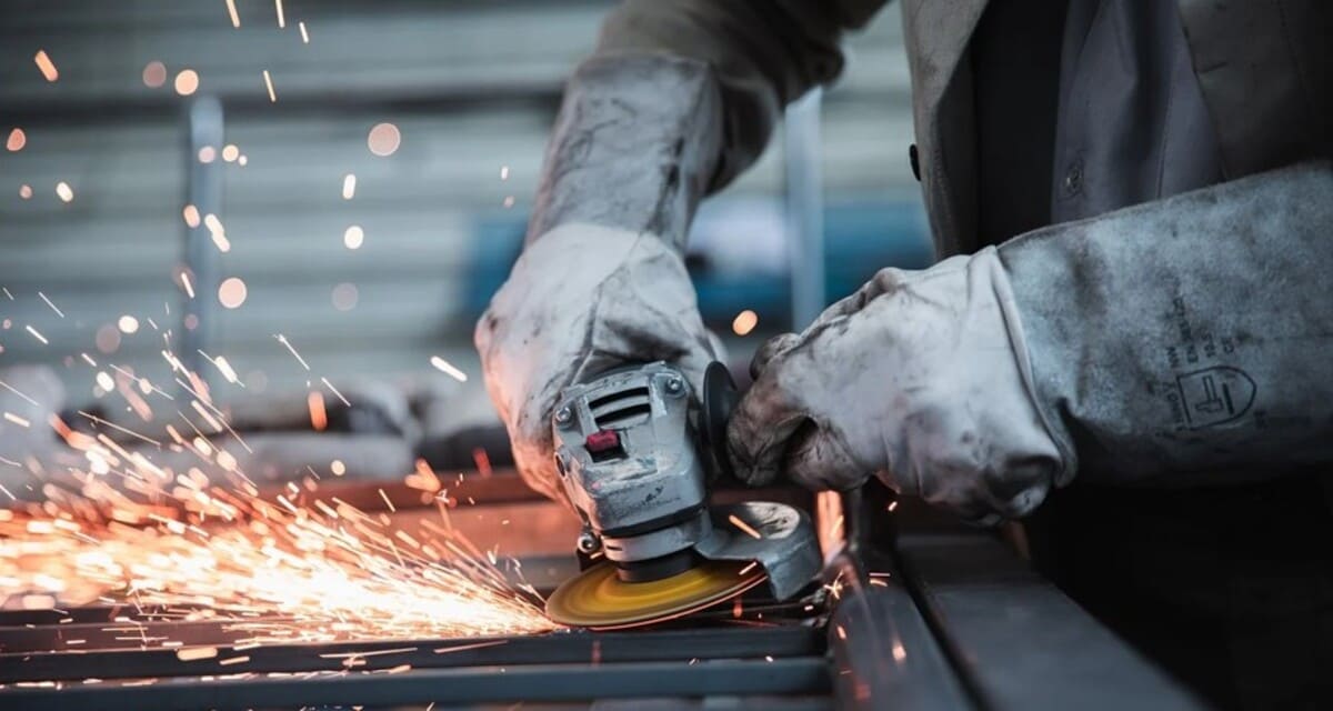 【XLB】素材セクターETFの構成銘柄と株価動向・配当